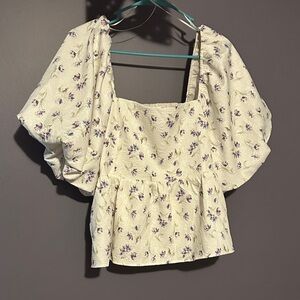 Elegant Floral Puff Sleeve Blouse